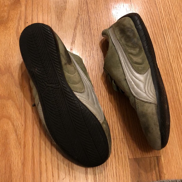 Woman’s Sz 7 Puma Speedcat Racing Shoes in Sage Green and Silver - Picture 10 of 14